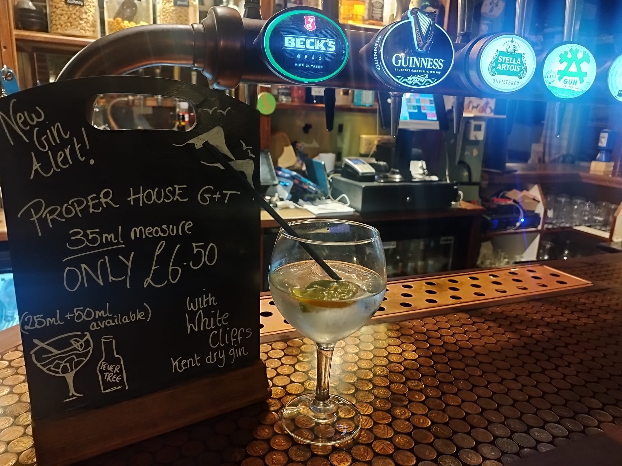 Salehurst Halt's 'proper' G & T